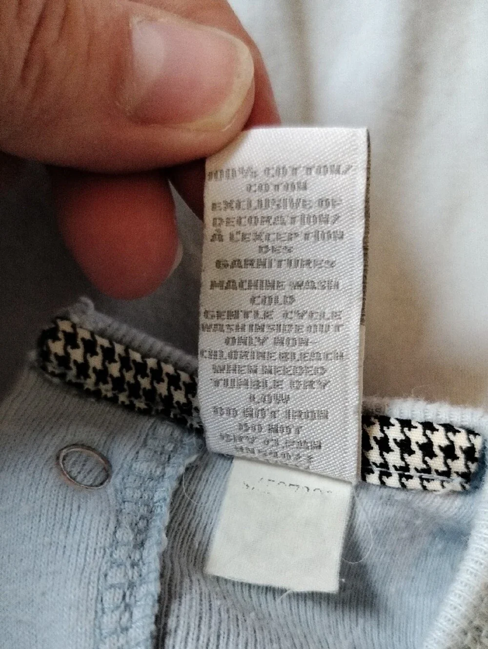 Old Navy featuring top easy